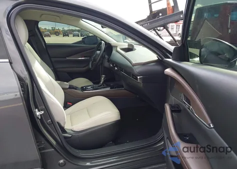 2022 Mazda Cx-30 Premium z USA, uszkodzony, nr VIN 3MVDMBDL4NM450887